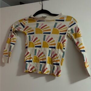 Hanna Andersson White Long-Sleeve Sunburst Tee with Yellow Accents